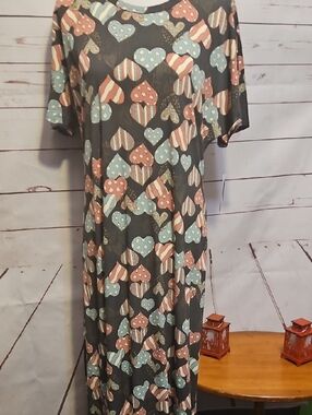 LuLaRoe Grey Maxi Dress with Coral and Light Blue Heart Print